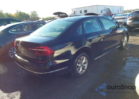 2018 Volkswagen Passat 2.0T R-Line/2.0T S из США, поврежденный, VIN 1VWAA7A30JC011158